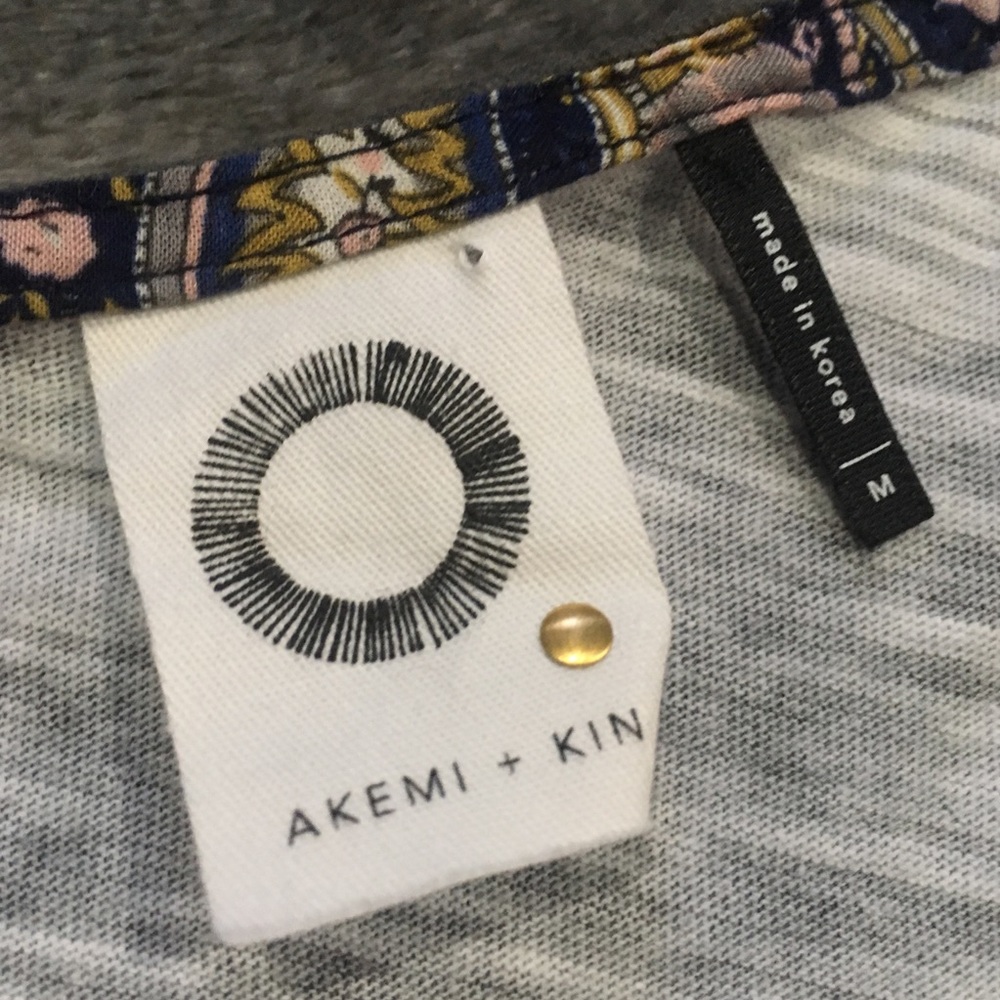 Anthropologie Akemi + Kin Gray Bowknot Tee - Picture 5 of 7